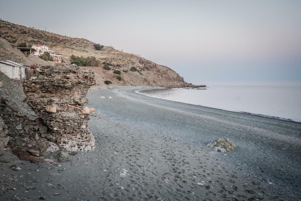 קאלי לימנס Beach View מראה חיצוני תמונה